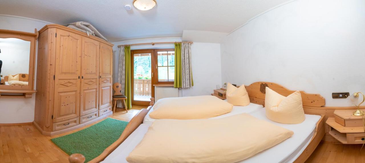 Hotel Tannenmuehle Grafenhausen Exteriör bild