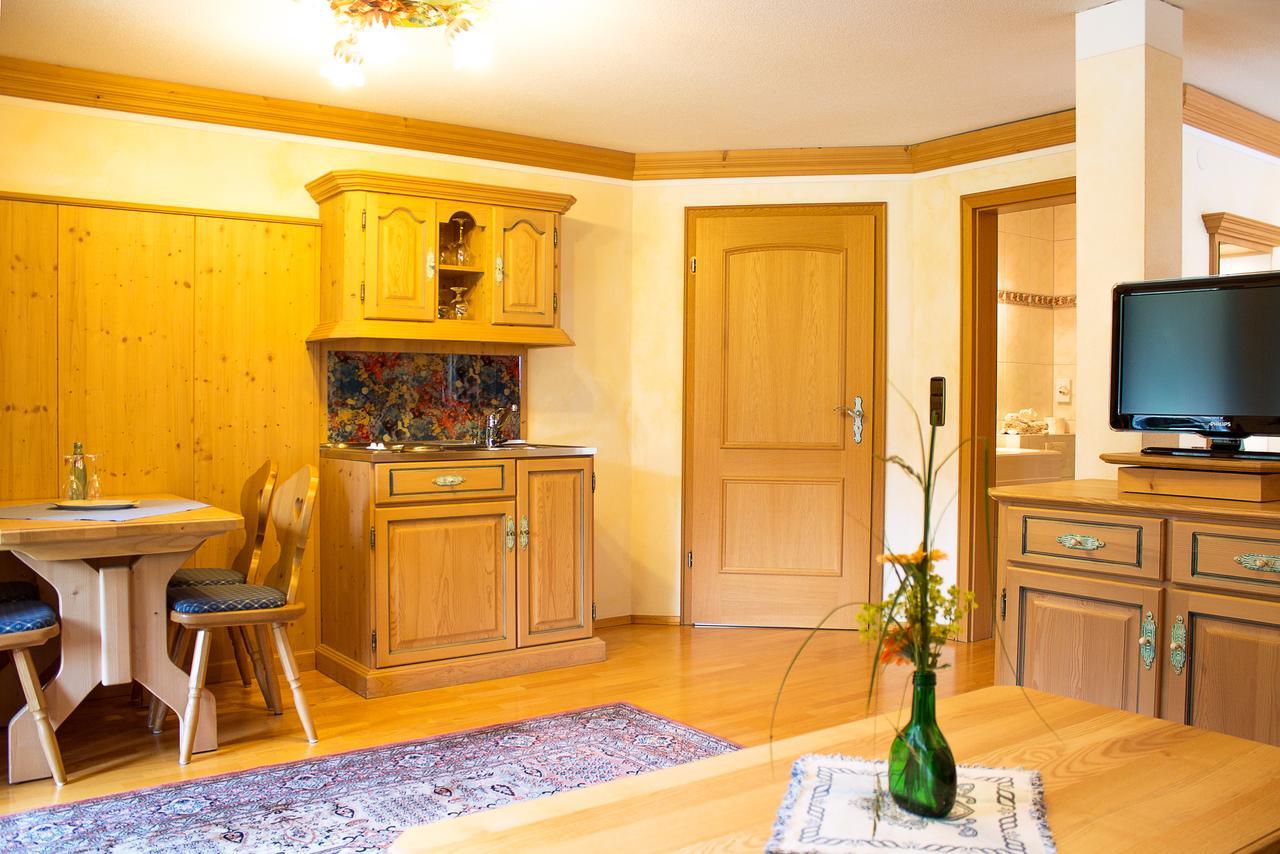 Hotel Tannenmuehle Grafenhausen Exteriör bild